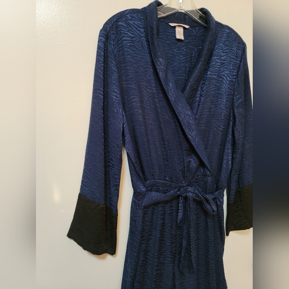 Victoria's Secret Blue Satin Zebra Print Jumpsuit Long Sleeve Size Medium - Picture 8 of 14